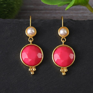 Geometric Round Pearl Earrings