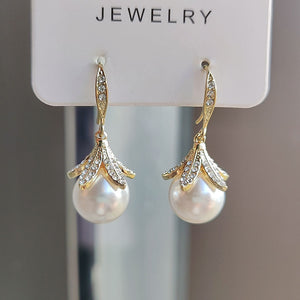 Champagne Pearl Earrings