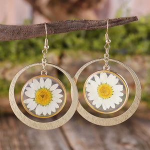 Vintage Daisy Dried Flower Earrings