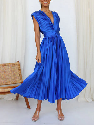 Sleeveless V Neck Pleated Maxi Dress