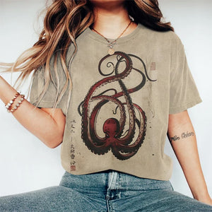 Vintage Japanese Octopus Print Crew Neck T-shirt