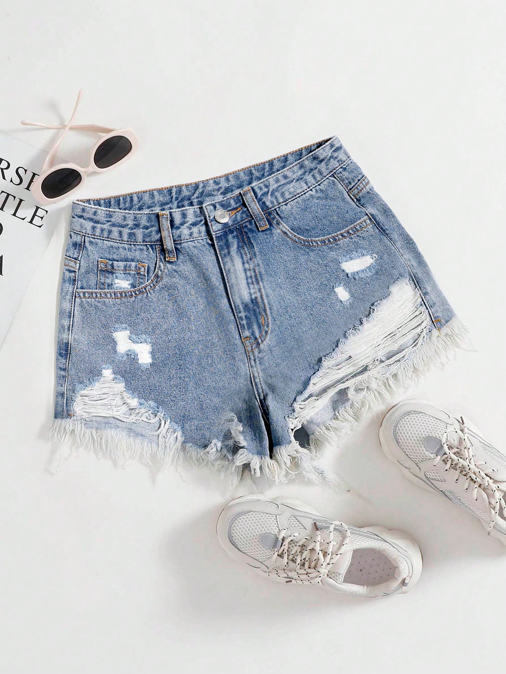 SHEIN EZwear Women Distressed Frayed Hem Denim Shorts For Spring/Summer