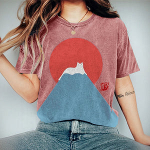 White Cat Snow On Mount Fuji Japanese Art Print T-shirt