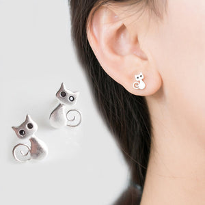 Lovely Cat Rhinestone Studded Earrings