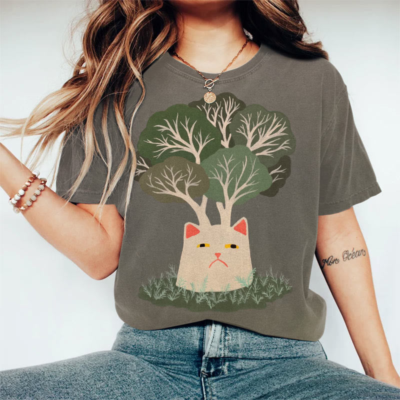 Cute Cat Carrot Art Print Short Sleeve Crew Neck T-shirt