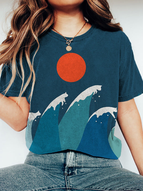 Wave Cat Japanese Art Short Sleeve T-shirt