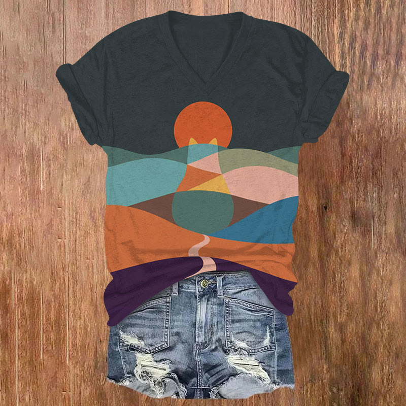 Cat Mountains Landscape Sunrise Japanese Art Vintage V-neck T-shirt