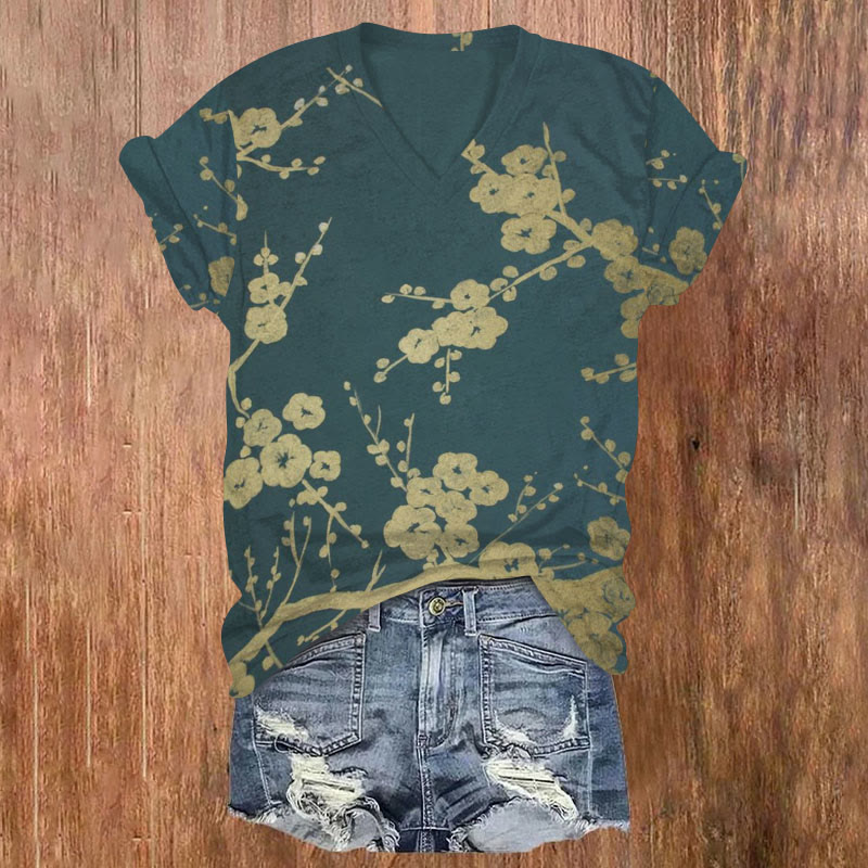 Women's Japanese Floral Art Casual V-neck T-shirt