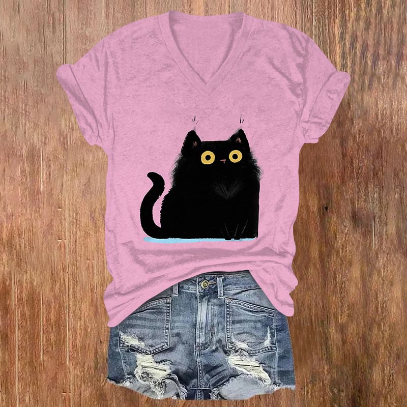 Cute Black Cat Stare Print V-neck T-shirt