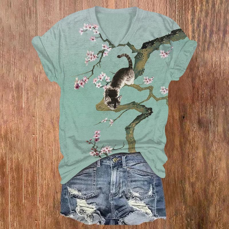 Japanese Plum Cat Print V-neck T-shirt