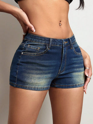 SHEIN Essnce Women's Slim Fit Casual Daily Denim Shorts With Pockets