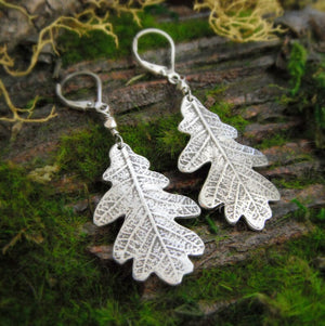 Retro  Plant Leaf Pendant Earrings