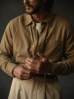 Men's everyday draped twill single pocket shirt