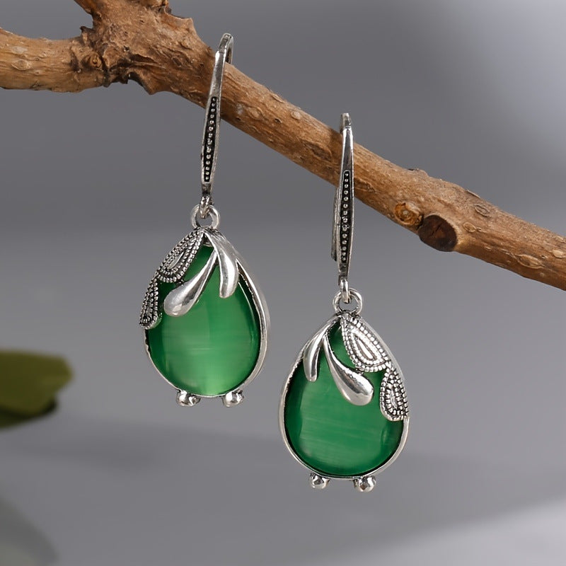 Temperament Emerald Earrings