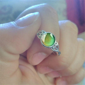 Retro warm color changing ring