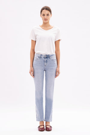 Bloomie Mid Waist EmbroideredHem Stretchy Jeans Women Straight Leg CasualDenim Pants