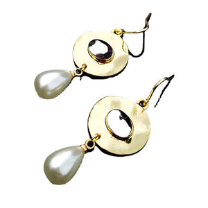 Vintage fashion pearl earrings