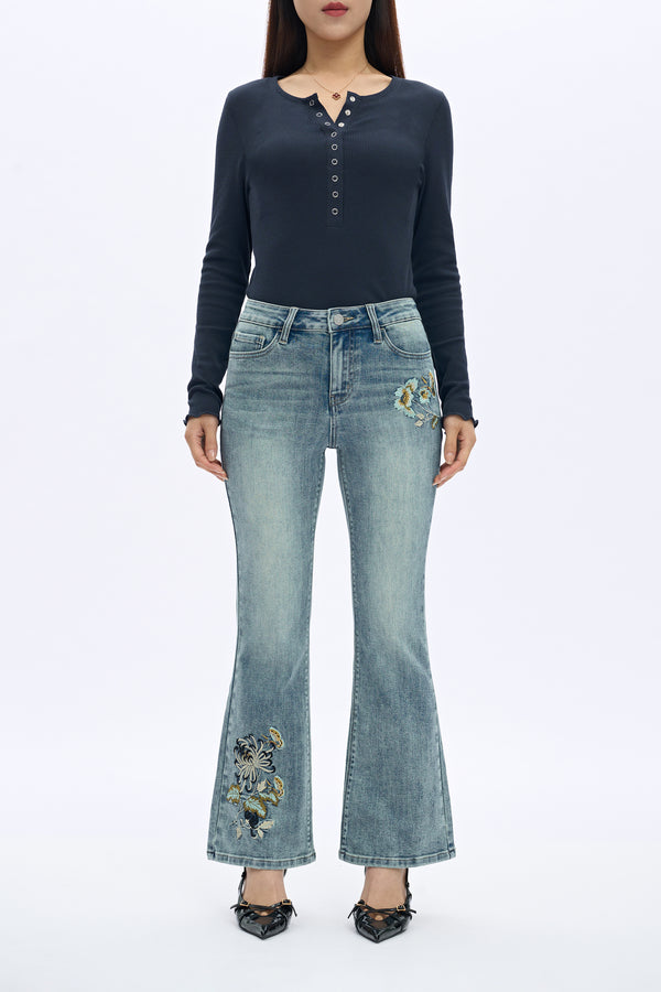 BlueMoment Women's Embroidered Curve Slim Fit Mid-Rise BBL Jeans