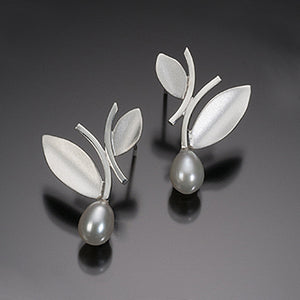 Tree Leaves Pearl Earrings