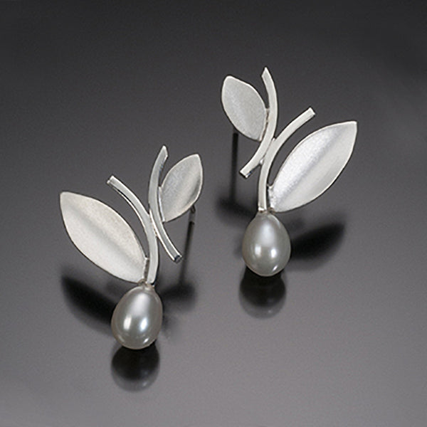 Tree Leaves Pearl Earrings