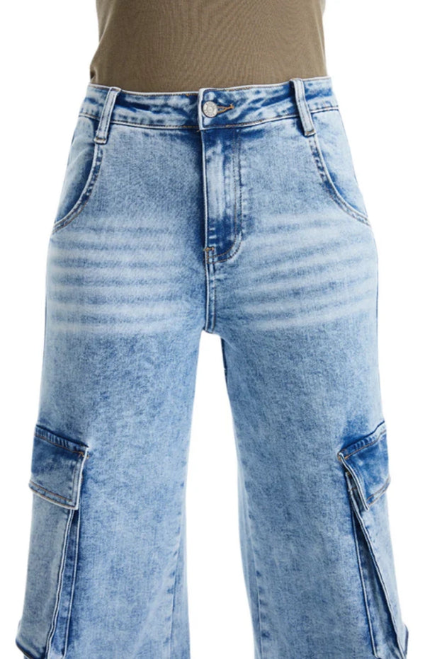 ONESO Vintage Snowflake Wide Leg Jeans with Oversized Side Pockets