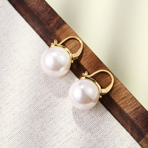 Vintage red pearl elegant earrings for women