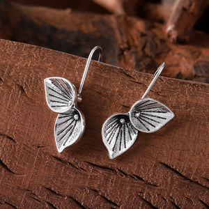 Retro Minimalist Petal Earrings