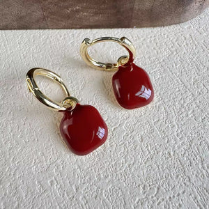 Vintage style red earrings