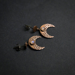 Vintage Red Moonlight Stone Earrings