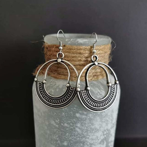 Geometric round hollow earrings