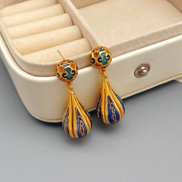 Waterdrop carved enamel earrings