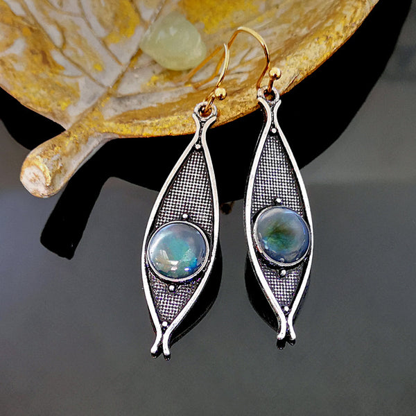 Creative Eye Shining Stone Earrings