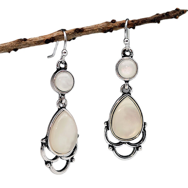 Shell Moonlight Stone Earrings