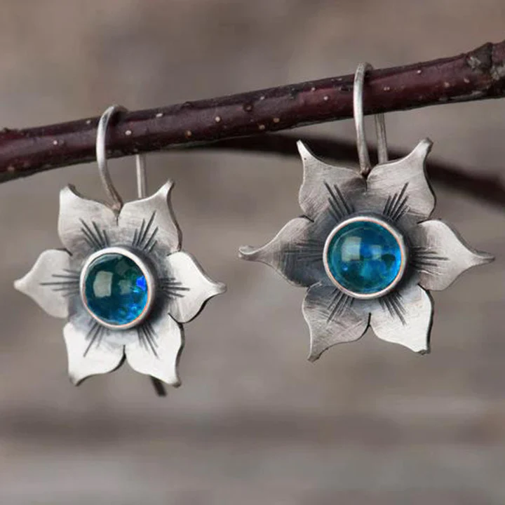 Vintage Blue Crystal Flower Earrings