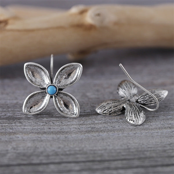 Vintage Simple Clover Earrings