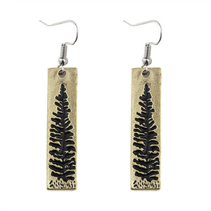 Simple Star and Moon Pine Earrings