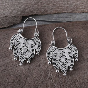 Simple Maple Leaf Textured Dangle Earrings