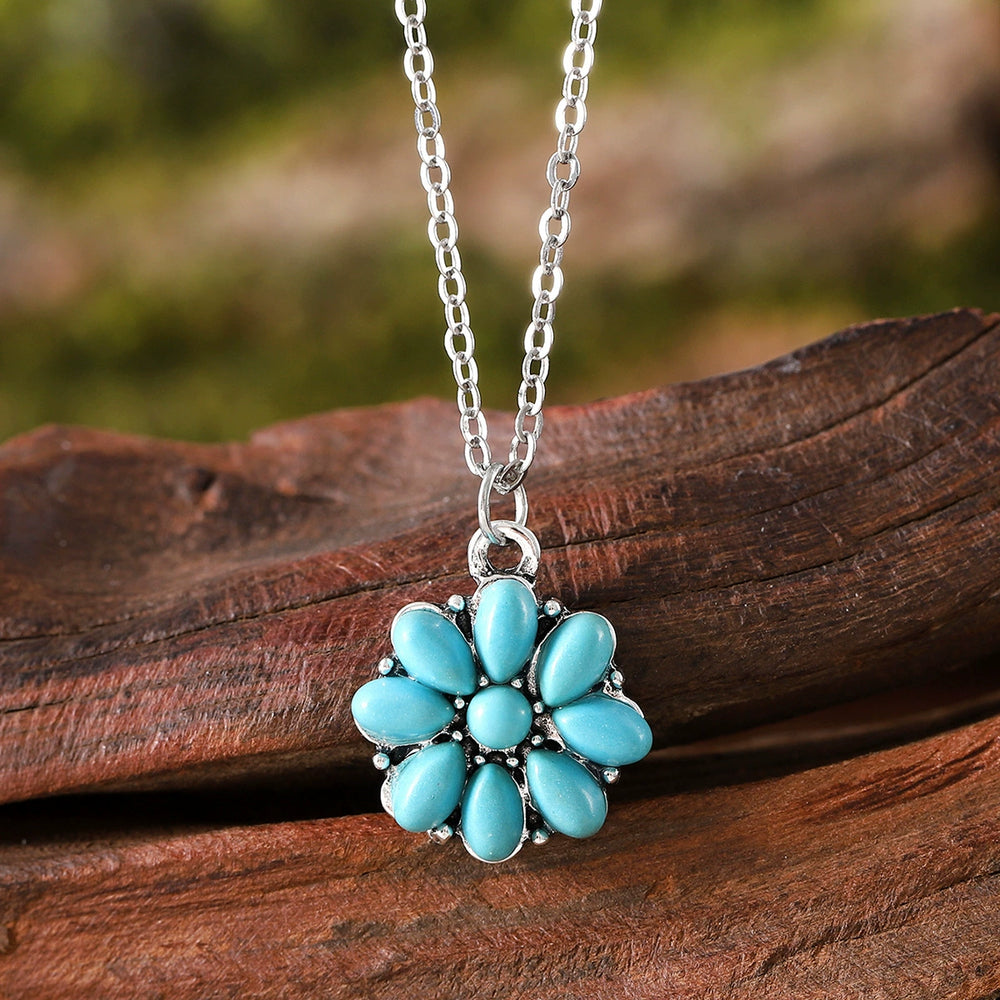 Bohemian Inlaid Turquoise Flower Necklace