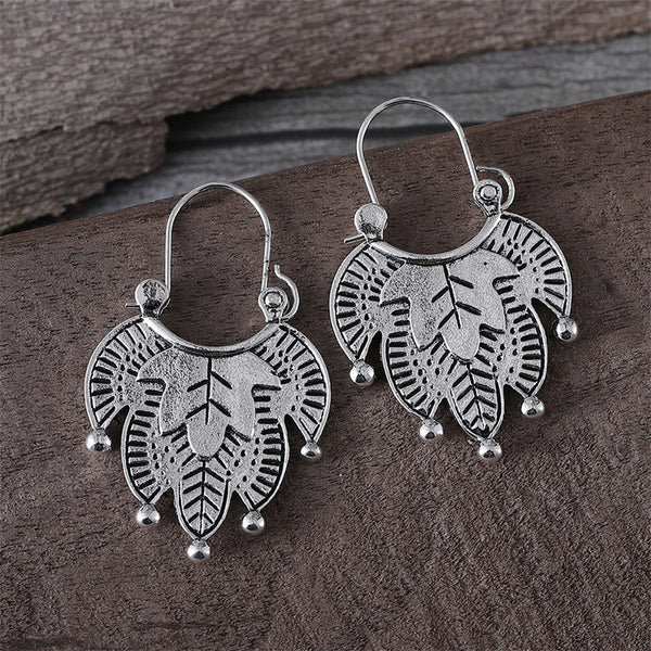 Simple Maple Leaf Textured Dangle Earrings