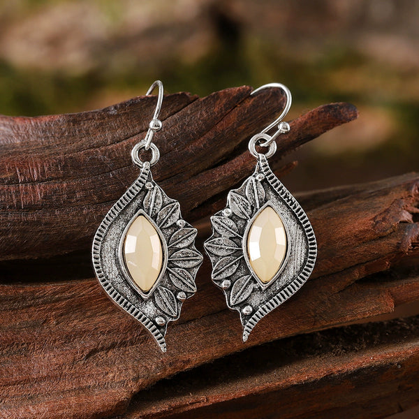 Bohemian Diamonds Leaf Shape EarringsMaterial