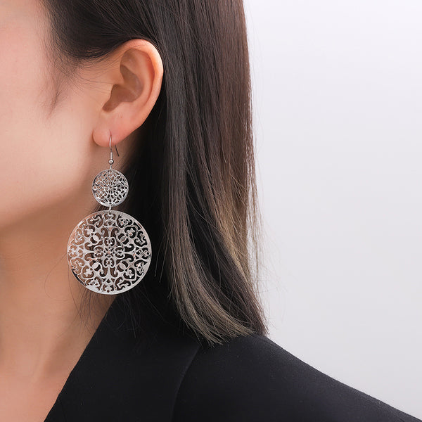 Vintage Hollowed Out Disc Mill Court Ethnic Style Carved Flower Earrings