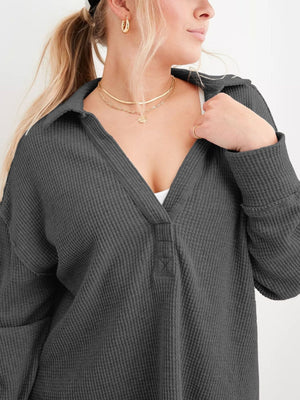 V-Neck Waffle Line Sweatshirt