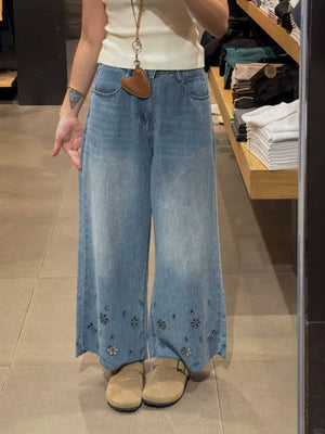 High-Waist Plus Size Slimming Straight-Leg Denim Jeans with Cutouts