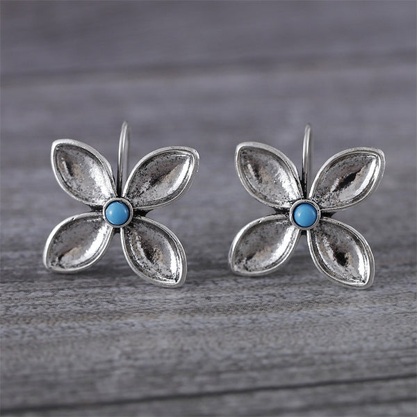 Vintage Simple Clover Earrings