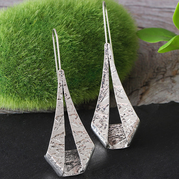 Vintage Teardrop Leaf Earrings