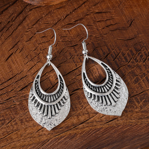 Vintage Ethnic Style Pinecone Cutout Earrings
