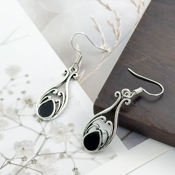 Fashionable Teardrop Skeleton Dangle EarringsMaterial