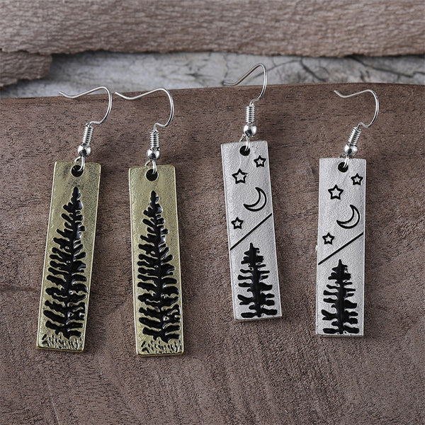 Simple Star and Moon Pine Earrings