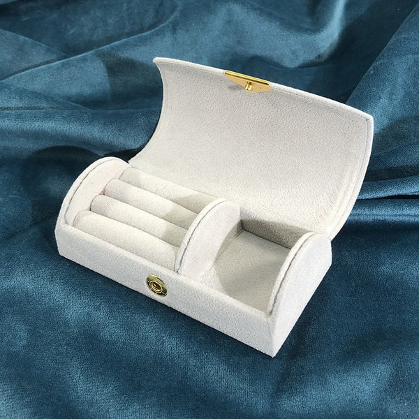Arched Mini Velvet Travel Jewelry Box