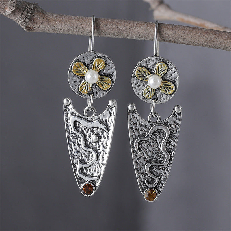 Ethnic Style Pearl Flower Earrings